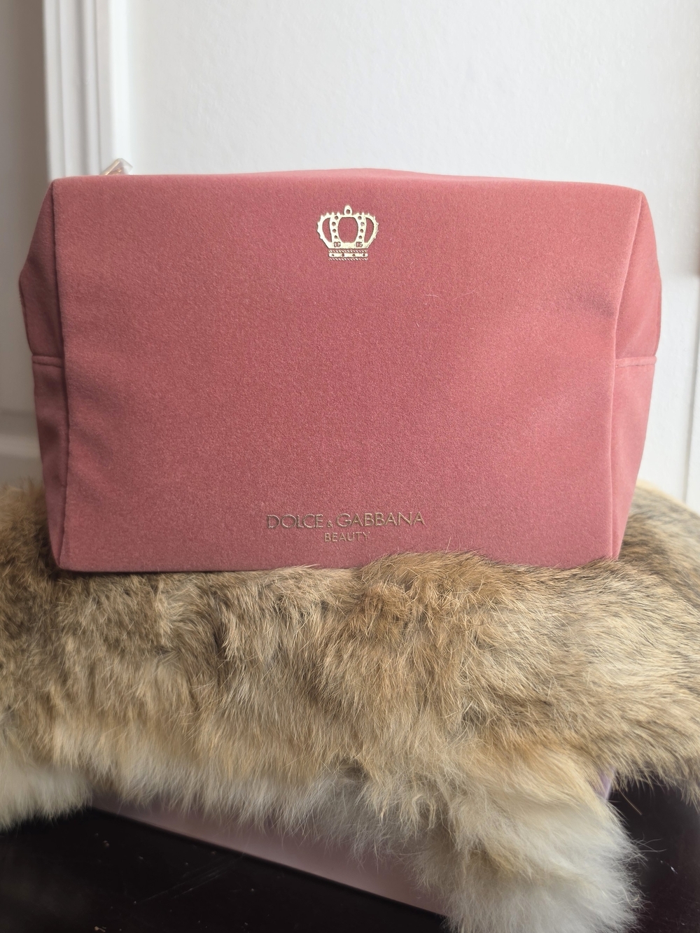 Dolce & Gabbana Beauty Pink Velvet Cosmetic Pouch